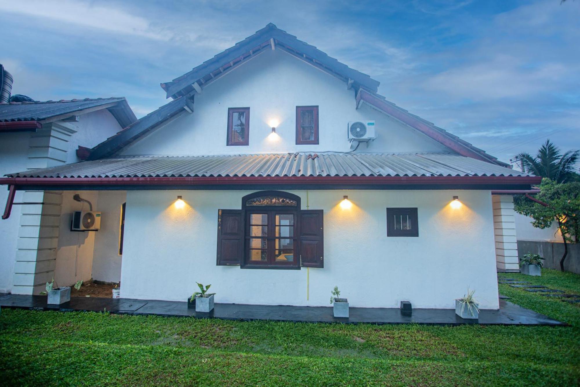 Villa Risithenmi Ahangama Exteriér fotografie